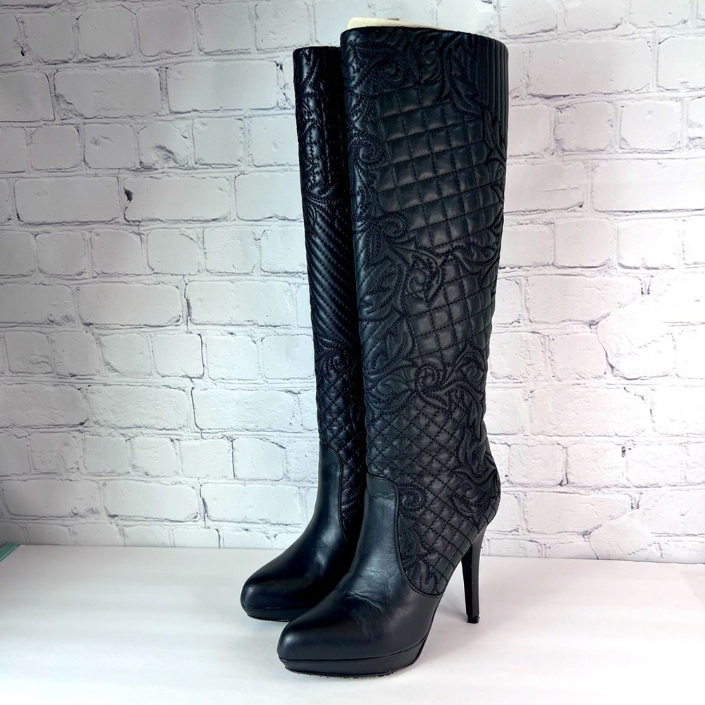 Versace Sexy Knee High Black Leather Quilted Stiletto Platform Heel Boots 35.5 - Picture 10 of 16